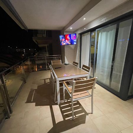 Las Terrazas - Primera Linea De Playa Con Netflix, Disney, Movistar Con Todo El Futbol, Series, Cine Y Prime Video Orpesa Kültér fotó