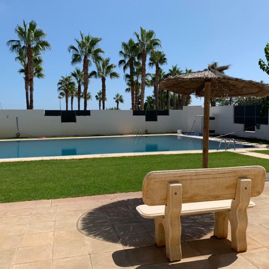 Las Terrazas - Primera Linea De Playa Con Netflix, Disney, Movistar Con Todo El Futbol, Series, Cine Y Prime Video Orpesa Kültér fotó