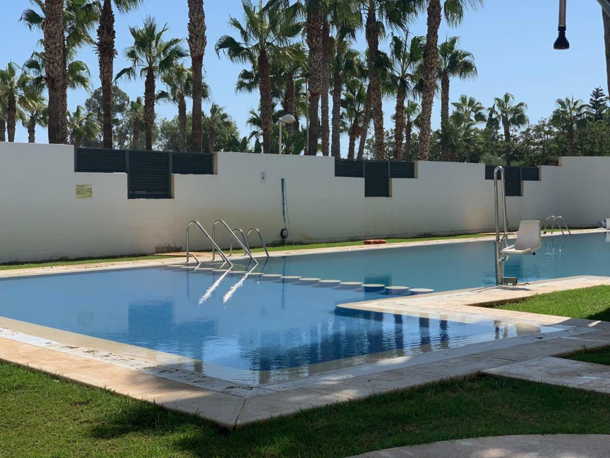 Las Terrazas - Primera Linea De Playa Con Netflix, Disney, Movistar Con Todo El Futbol, Series, Cine Y Prime Video Orpesa Kültér fotó